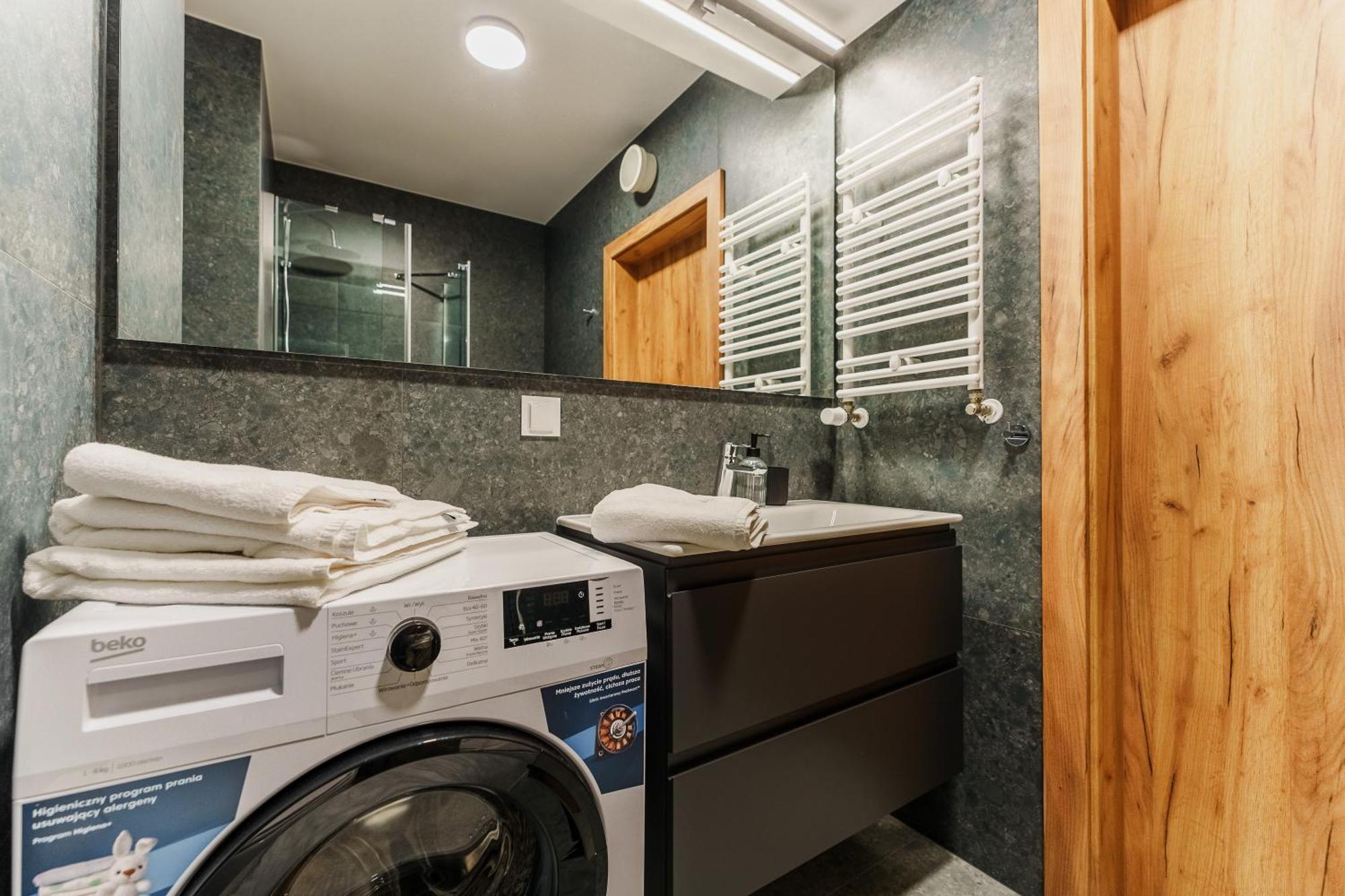 Akces Apartamenty Kasprowicza 20C- Basen, Sauny, Jacuzzi, Silownia W Cenie - Schwimmbad, Saunen, Jacuzzi, Fitnessstudio Im Preis コウォブジェク エクステリア 写真